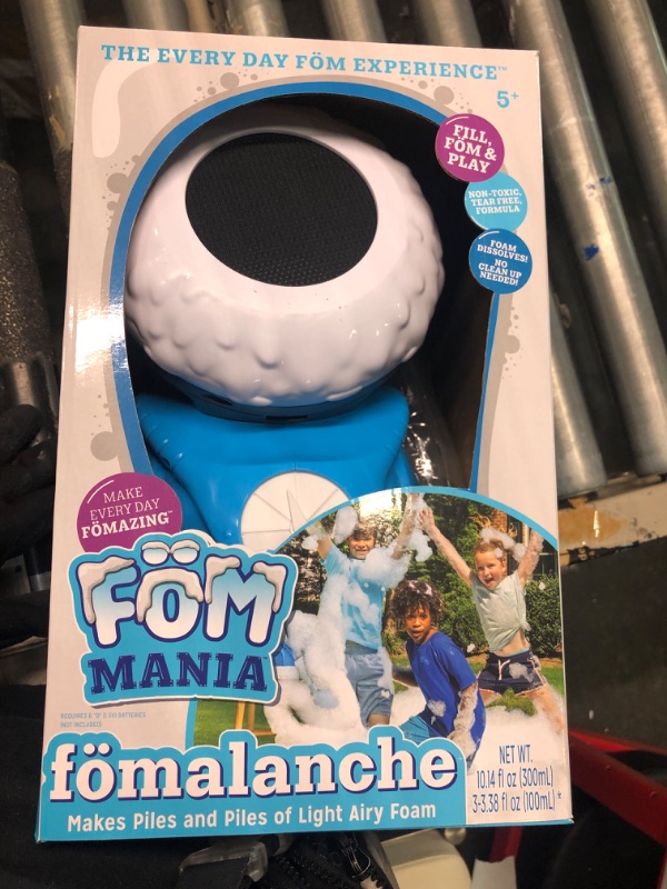 Photo 1 of Fom Mania Little Kids Fomalanche Foam Machine|Non Toxic Kid Powered Foam Line|Bonus 21oz of Foam Concentrate to Make tons of Foam|Machine for Parties, Birthdays, Outdoor Fun, Blue (93035)