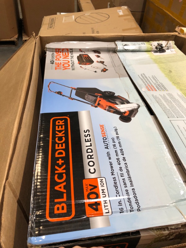 Photo 5 of BLACK+DECKER 40V MAX* Cordless Lawn Mower with Battery and Charger Included (CM2043C)