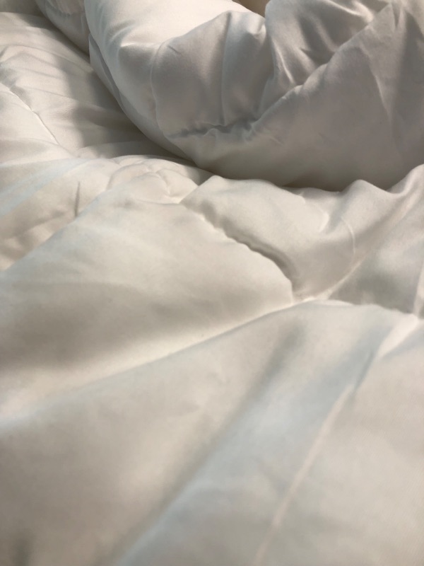 Photo 2 of Utopia Bedding Comforter – All Season Comforter King Size – White Comforter King - Plush Siliconized Fiberfill - Box Stitched