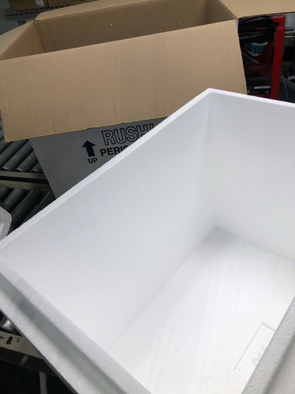 Photo 2 of Polar Tech 266C Thermo Chill Insulated Carton with Foam Shipper