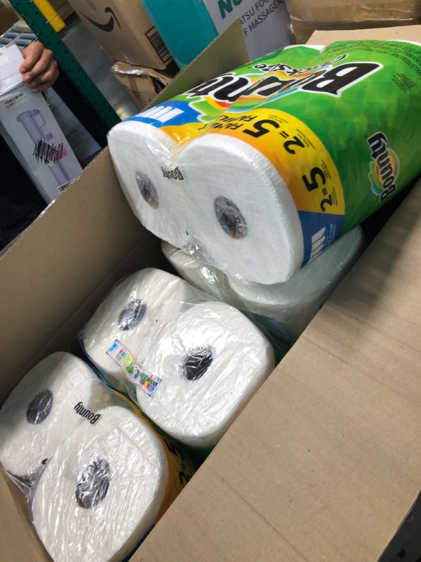 Photo 2 of Bounty Quick Size Paper Towels, White, 4 Packs Of 2 Family Rolls = 8 Family Rolls