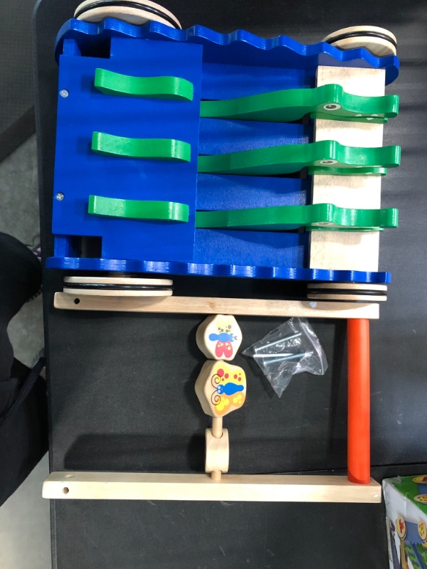 Photo 1 of Melissa & Doug Chomp & Clack Alligator Push Toy & Pull-Back Vehicles