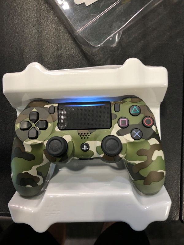 Photo 4 of DualShock 4 Wireless Controller for PlayStation 4 - Green Camouflage Green Camouflage Controller