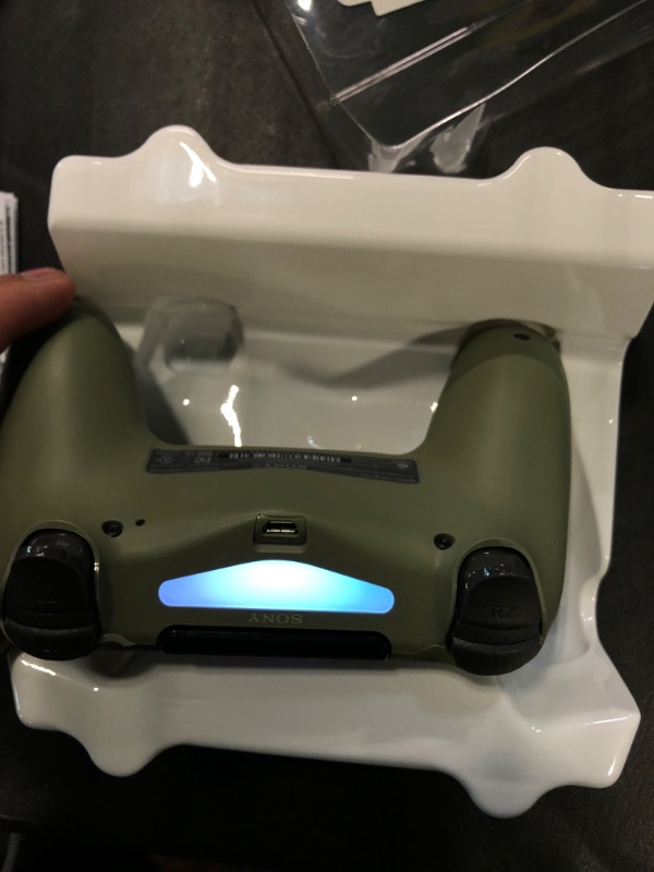 Photo 2 of DualShock 4 Wireless Controller for PlayStation 4 - Green Camouflage Green Camouflage Controller