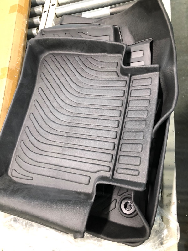 Photo 2 of 
Husky Liners - Weatherbeater | Fits 2015 - 2022 Chevrolet Colorado, 2015 - 2022 GMC Canyon (Ext, Dbl & Crew Cabs), Front Row Liner, Black | 18111 ( FRONT &BACK)