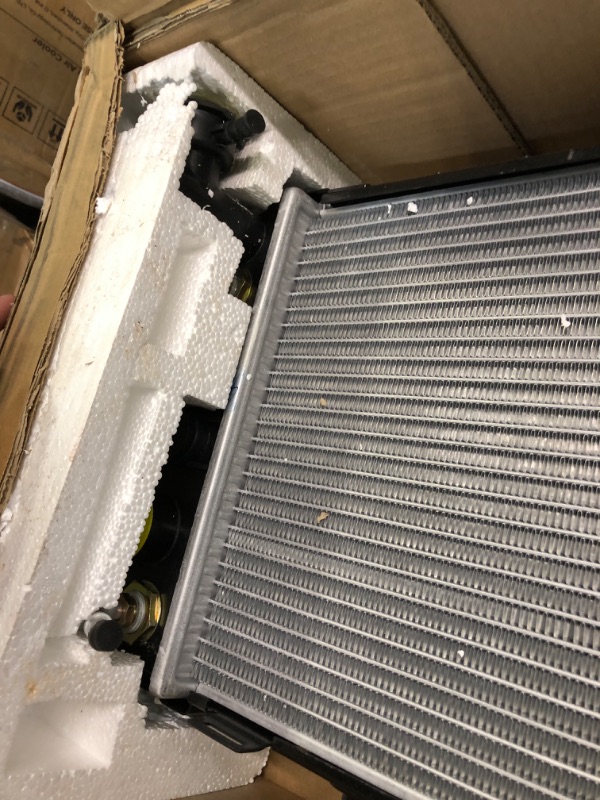 Photo 3 of Spectra Premium CU1193 Complete Radiator Compatible With Select Jeep Cherokee And Comanche