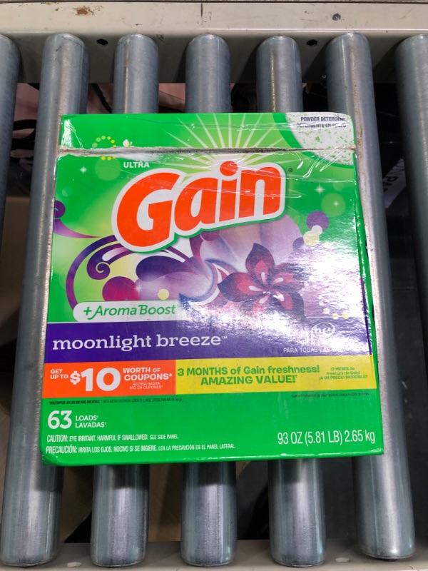Photo 2 of Gain Powder Laundry Detergent for Regular and HE Washers, Moonlight Breeze Scent, 93 ounces (Packaging May Vary)