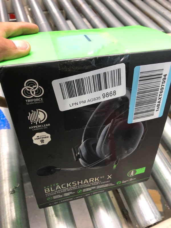 Photo 3 of Razer BlackShark V2 X Gaming Headset: 7.1 Surround Sound - 50mm Drivers - Memory Foam Cushion - for PC, PS4, PS5, Switch, Xbox One, Xbox Series X|S, Mobile - 3.5mm Audio Jack - Classic Black