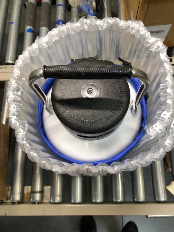 Photo 1 of Bonvoisin 3L Liquid Nitrogen Container Cryogenic Container Liquid Nitrogen (LN2) Dewar Aluminum Alloy Semen Tank with 6 Canisters Carry Bag (3L)