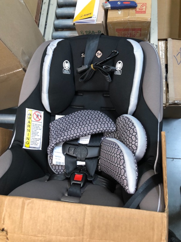 Photo 3 of Gold Revolve Slim Obsidian Convertible Car Seat