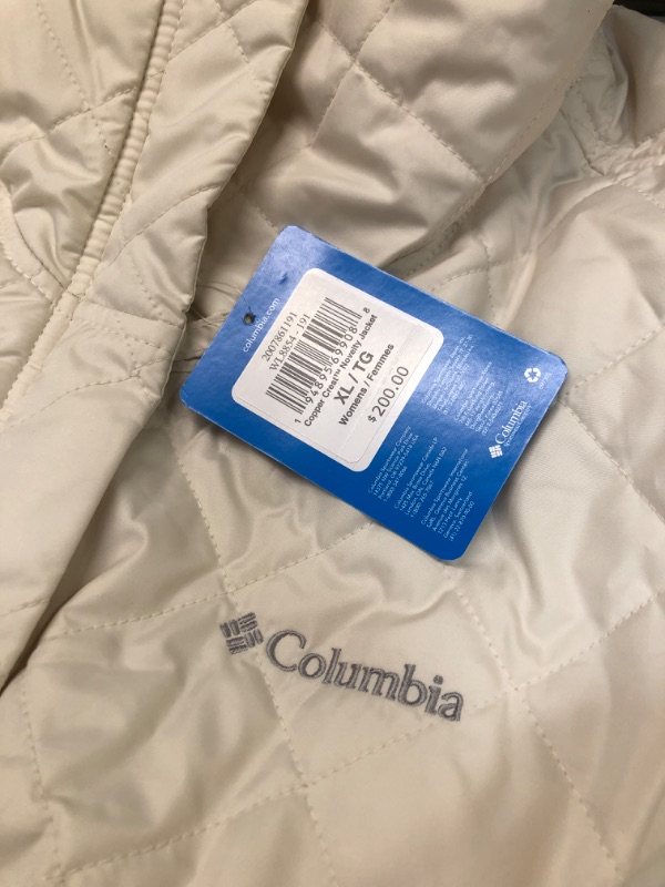 Photo 4 of Columbia Women's Copper Crest Novelty Jacket Chalk X-Large