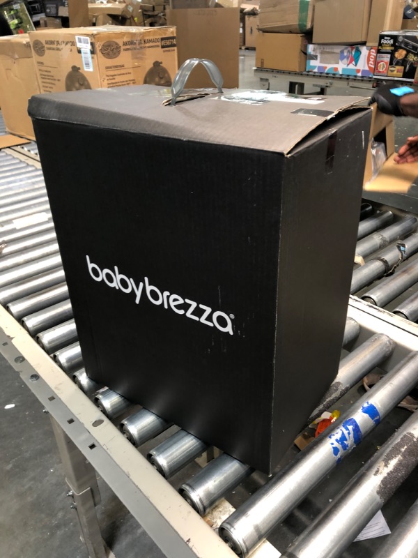 Photo 2 of New and Improved Baby Brezza Formula Pro Advanced Formula Dispenser Machine - Automatically Mix a Warm Formula Bottle Instantly - Easily Make Bottle with Automatic Powder Blending, Rose Gold886267008719
