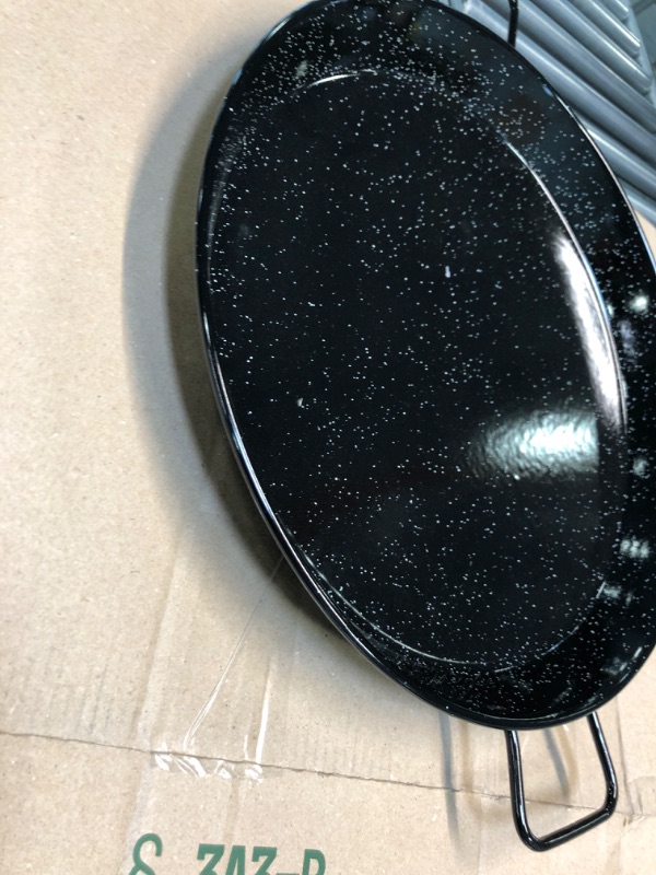 Photo 2 of  18" Enameled Steel Paella Pan, 28cm
