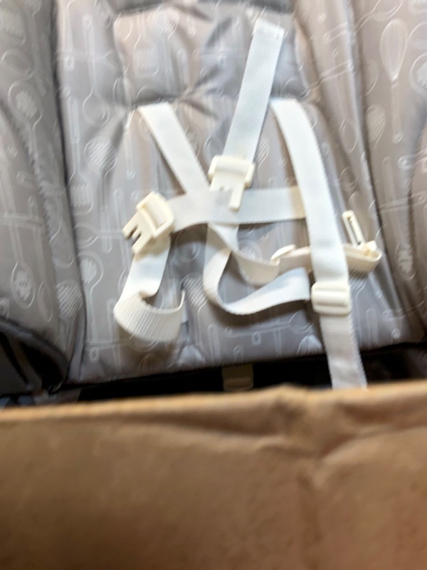Photo 1 of Graco Slim Snacker High Chair, Ultra Compact High Chair, Whisk