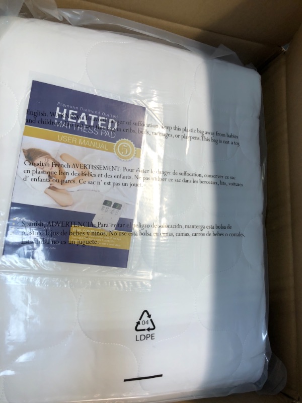 Photo 1 of Heated Mattress Pad Queen Size Electric Mattress Pads Electric Bed Warmer Fit up to 21" with 11 Heat Settings Dual Controller 9 Hours Auto Shut Off White Queen