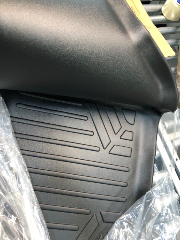 Photo 2 of MAXLINER Custom Floor Mats Set (Both Rows 1pc) Black Compatible with 2019-2022 Ram 2500/3500 Crew Cab with 1st / 2nd Row Bench Seat