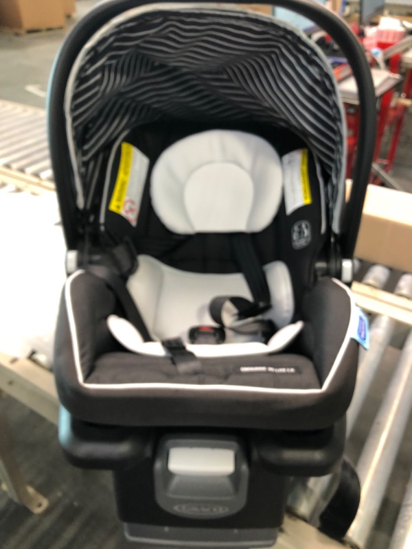 Photo 5 of Graco SnugRide 35 Lite LX Infant Car Seat, Studio SnugRide 1 Count (Pack of 1) Studio