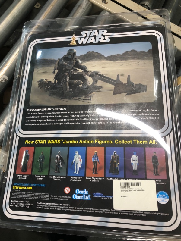 Photo 3 of DIAMOND SELECT TOYS Star Wars: The Mandalorian: Beskar Armor Jumbo Action Figure, Multicolor - NIP