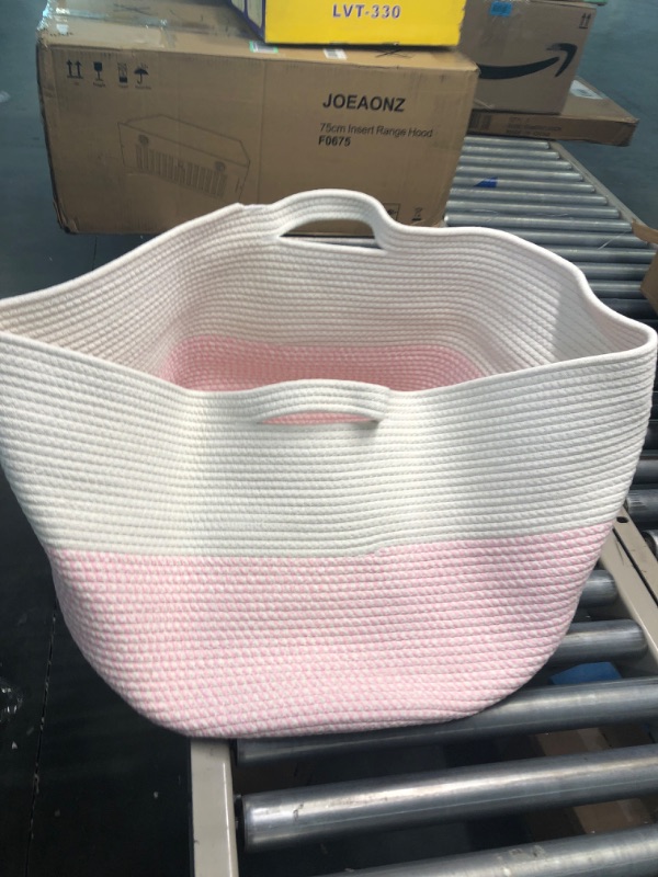 Photo 1 of Beach Bag 19" diameter White/Pink 