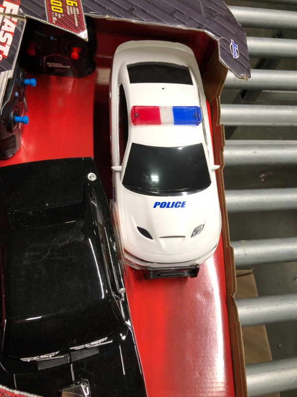 Photo 3 of Jada Fast & Furious Chase Twin Pack- Dom's Dodge Charger R/T & Dodge Charger SRT Hellcat, Police & Chase Car Rc, USB Charged, Black and White Standard