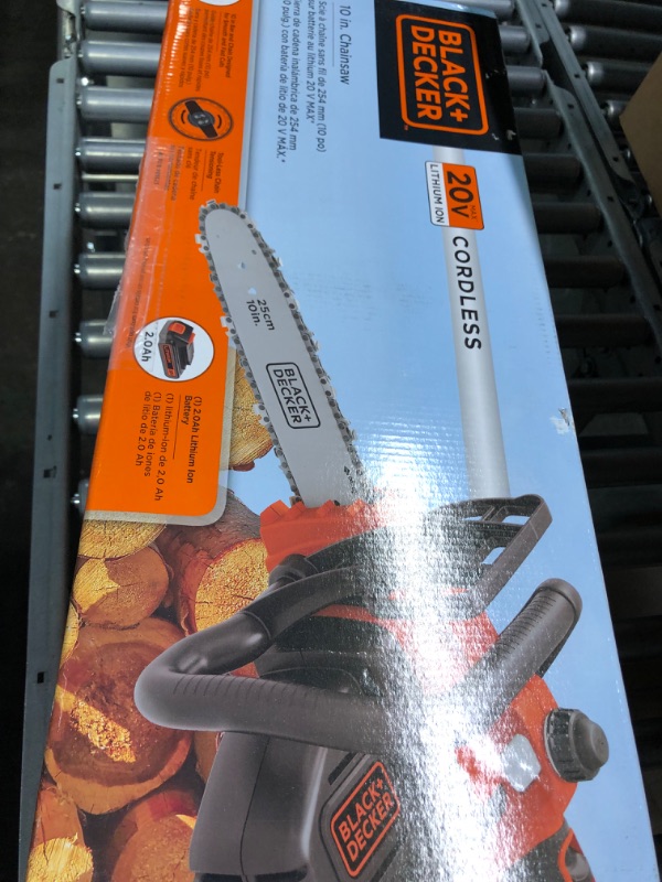 Photo 3 of BLACK+DECKER 20V MAX* Cordless Chainsaw Kit, 10-Inch (LCS1020) 20V Chainsaw Kit