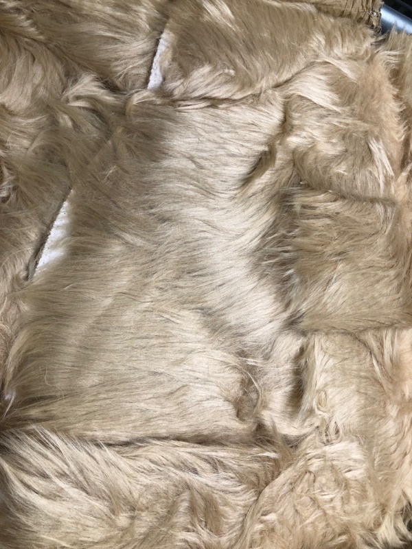 Photo 4 of CKLZSAY Luxury Soft Fluffy Deluxe Rug Faux Fur Sheepskin Rug Home Deco Rugs Bedroom Living Room Floor Sofa Cover Seat Cushion Bedside Fuzzy Rug Sheepskin...
