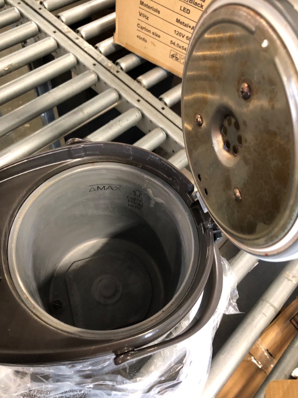 Photo 4 of Zojirushi CD-WCC30 Micom Water Boiler & Warmer, Silver
--- Very Use ---- 
