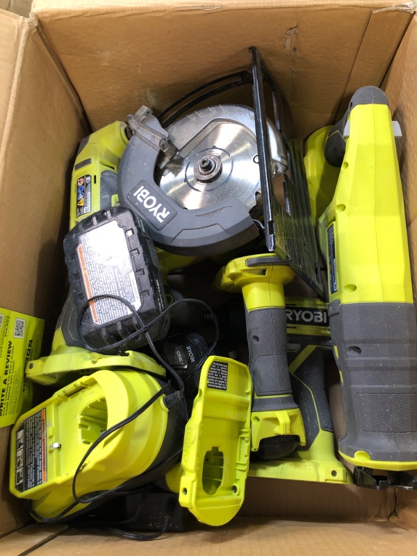 Photo 2 of RYOBI P1819 18V One+ Lithium Ion Combo Kit (6 Tools: Drill/Driver, Impact Driver, Reciprocating Saw, Circular Saw, Multi-Tool, LED Worklight, 4.0 Ah & 1.5 Ah Battery, Charger, Bag)