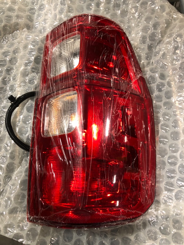 Photo 4 of MZORANGE Brake Tail Light Rear Lamp For Ford ranger 2019 2020 2021 2022 (Left Driver Side)