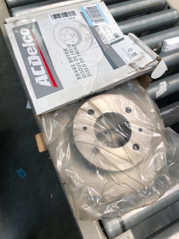 Photo 3 of ACDelco Silver 18A833A Rear Disc Brake Rotor