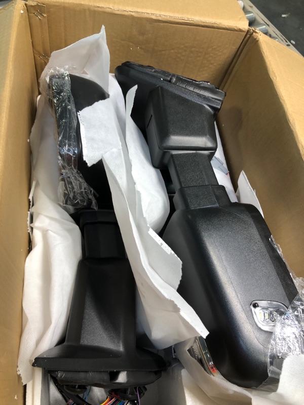 Photo 1 of AERDM New Towing Mirror Black Housing with Temperature sensor Fit 1999-2016 Ford Super Duty F-250 F-350 F-450 F-550 with Turn Signal and Auxiliary Lamp