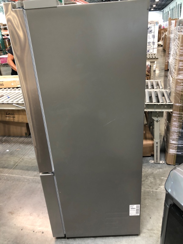 Photo 5 of LG LRFOC2606S 26 Cu. Ft. Stainless Counter Depth French Door Refrigerator **unable to test**