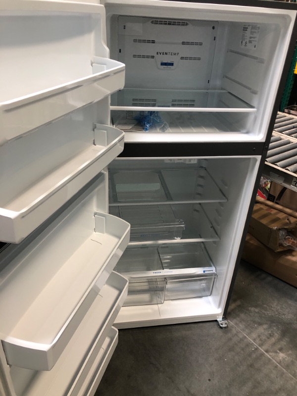 Photo 5 of Frigidaire 20.0 Cu. Ft. Top Freezer Refrigerator - FFTR2045VS [Unable to test]
