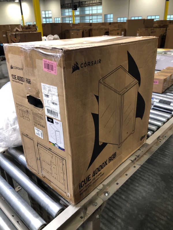 Photo 1 of Corsair iCUE 4000X RGB Mid-Tower ATX PC Case - White (CC-9011205-WW)