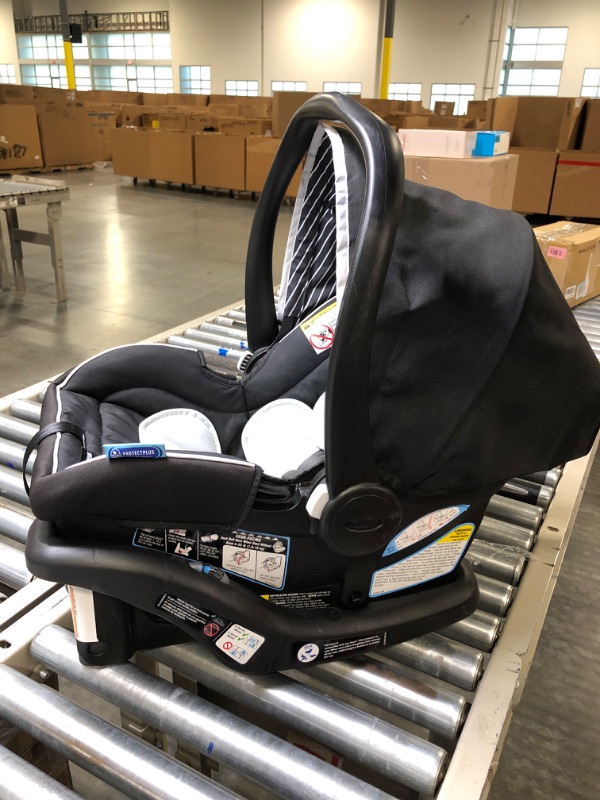 Photo 1 of 
Roll over image to zoom in
Graco SnugRide 35 Lite LX Infant Car Seat, Studio