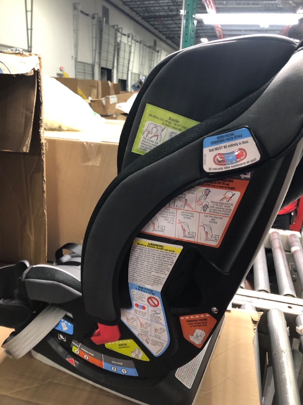 Photo 1 of Graco SlimFit 3 in 1 Car Seat, Slim & Comfy Design Saves Space in Your Back Seat, Annabelle, 1 Count (Pack of 1) SlimFit Annabelle