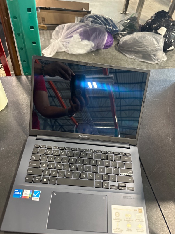 Photo 1 of ASUS VivoBook Pro 14" OLED WQXGA 2280x1800 16:10 Laptop, Core i5-11300H, 8GB RAM, 256 GB 