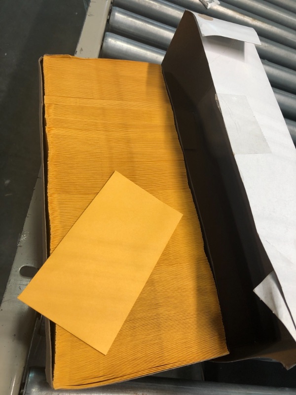 Photo 1 of Quality Park Gummed #6 Currency Envelopes, 3 3/8" x 6", Brown, 500/Box (QUA50662)