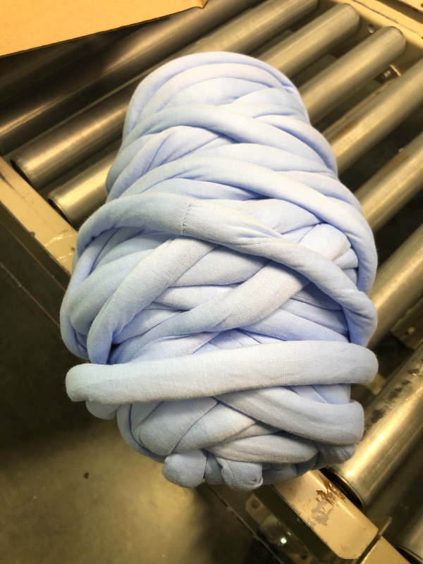 Photo 3 of 1000g Super Chunky Knit Blanket Yarn Vegan Braid Soft Blanket Yarn Arm Knitting Carpet Rugs Throw Blanket Yarn Blue