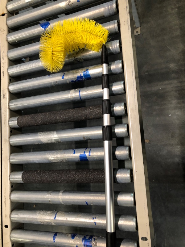 Photo 1 of 30"-70" extendable scrubber