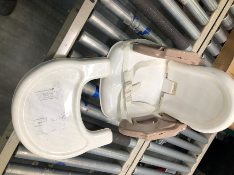 Photo 1 of Small foldable safety and feeding chair for infants