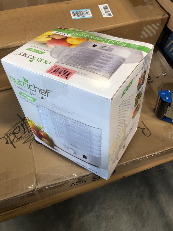 Photo 5 of NutriChef PKFD06 Kitchen Countertop Electric Food Dehydrator Preserver Machine with Adjustable Temperature and 5 Stackable Tray Racks