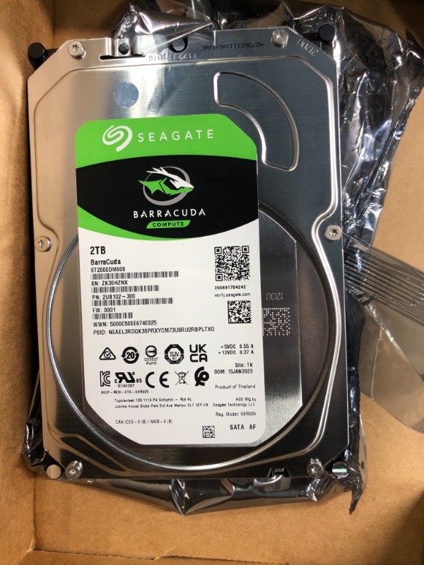 Photo 2 of Seagate BarraCuda 2TB Internal Hard Drive HDD – 3.5 Inch SATA 6Gb/s 7200 RPM 256MB Cache – Frustration Free Packaging (ST2000DM008/ST2000DMZ08) 2TB HDD