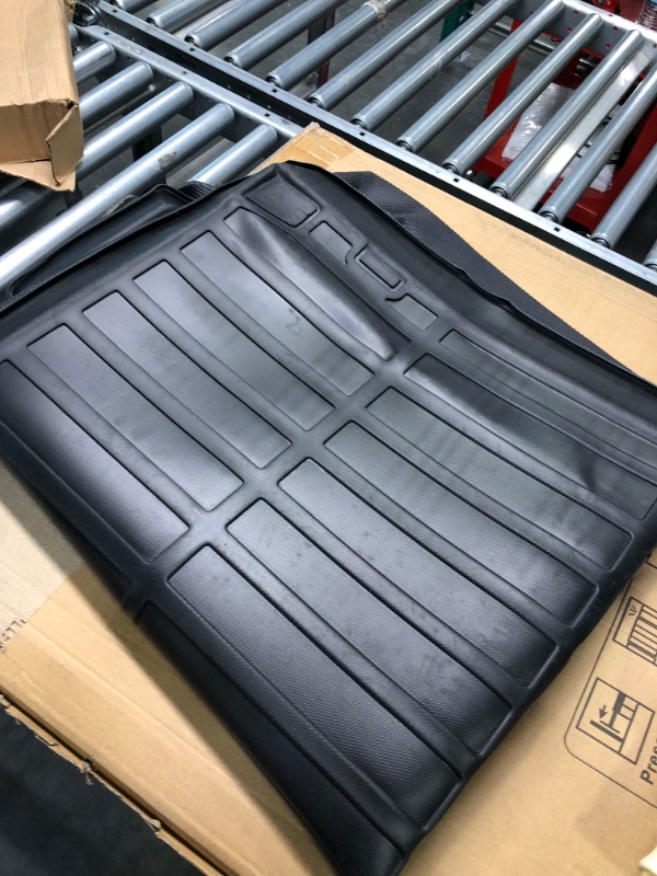 Photo 3 of 42.5 x 45.5 inches Black Car Mat for Suv Trunk