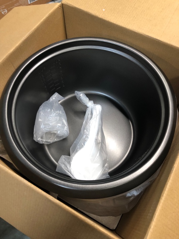 Photo 1 of Aroma 32-Cup Rice Cooker, White
