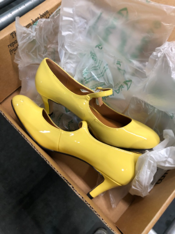Photo 1 of LIURUIJIA Women’s Retro Mary Jane Kitten Heels Strappy Round Toe Cut Out Work Bridal Dress Pump Shoes 7 Patent Yellow
