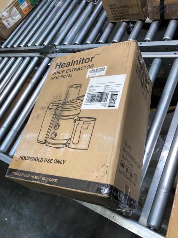 Photo 1 of 650W 3 Speeds Juicer Machines Vegetable and Fruit, Healnitor Centrifugal Juice Extractor with Big Mouth 3” Feed Chute, Easy to Clean, BPA-Free Compact Centrifugal Juice Maker, White