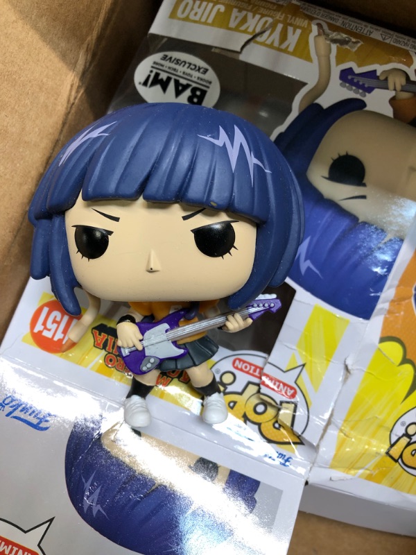 Photo 2 of POP Animation: MHA My Hero Academia - Kyoka Jiro (Guitar) (Special Edition Exclusive)