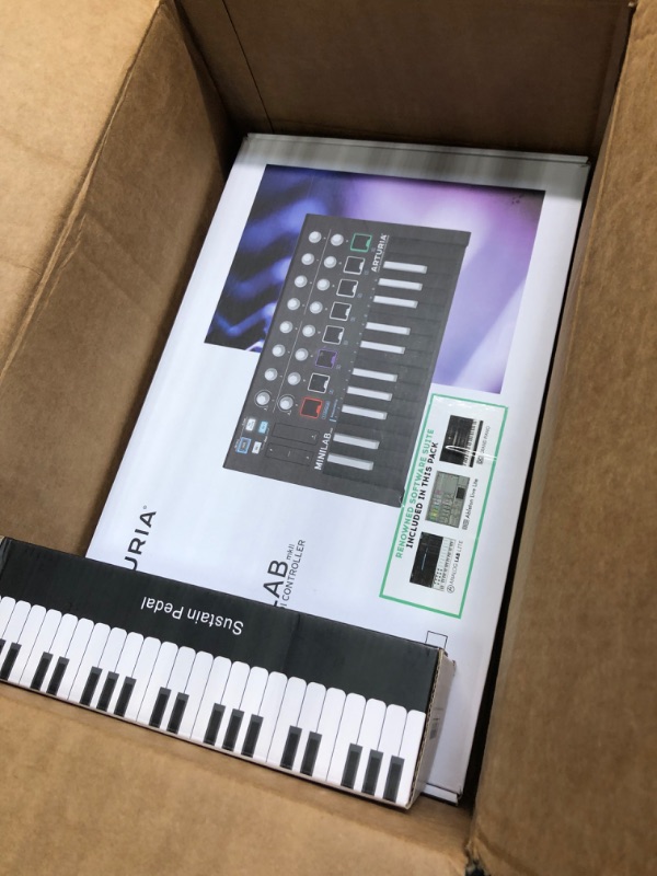 Photo 7 of Arturia Minilab MKII Inverted 25 Slim-Key Controller Keyboard + Deluxe Sustain Pedal and USB Cable Bundle from Liquid Audio
