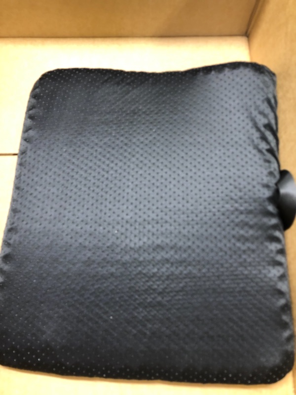 Photo 3 of XSIUYU Office Chair Gel Seat Cushion, Automotive Seat Cushions, Breathable Honeycomb Design Pain Relief Egg Seat Cushion, Home Office School Chair Cars Wheelchair REGULAR-16.5 x 14.5 x 1.4 inch Purpure